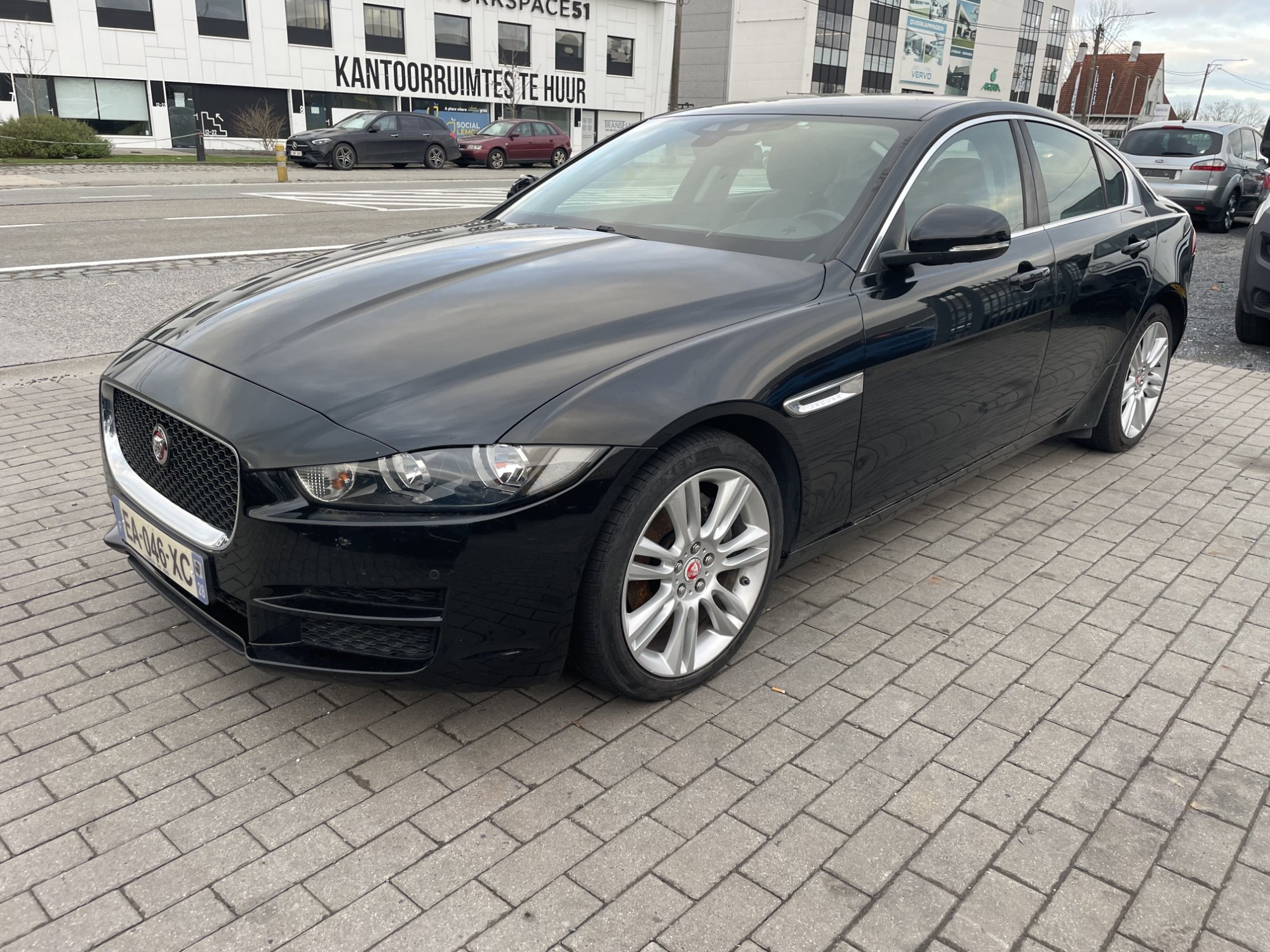 Jaguar XE 2.0d Premium - Diesel - Automatic - 179 hp - 126.170 km