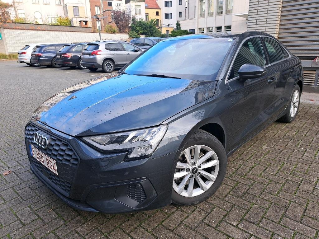 Audi A3 30 TDI Business - Diesel - Automatic - 116 hp - 67.277 km