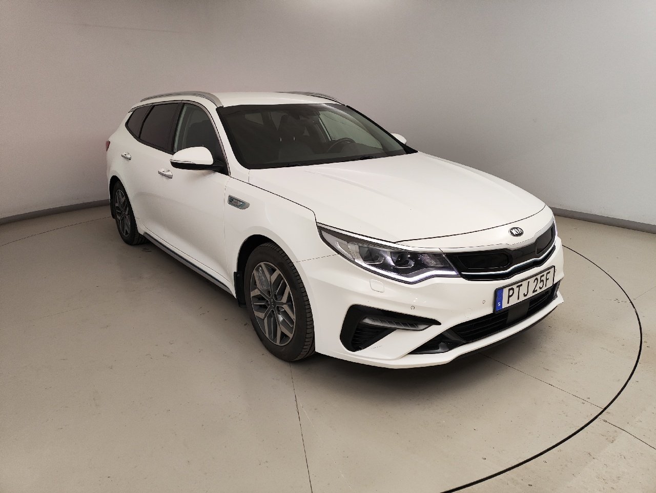 Kia Optima SW 2.0 Advance - Hybrid - Automatic - 205 hp - 174.528 km