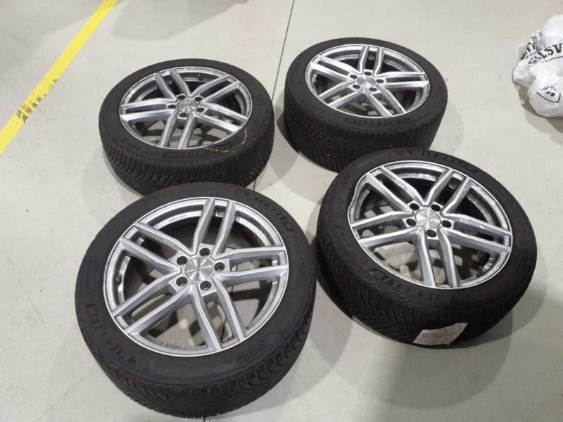 2021 Mercedes-Benz C   