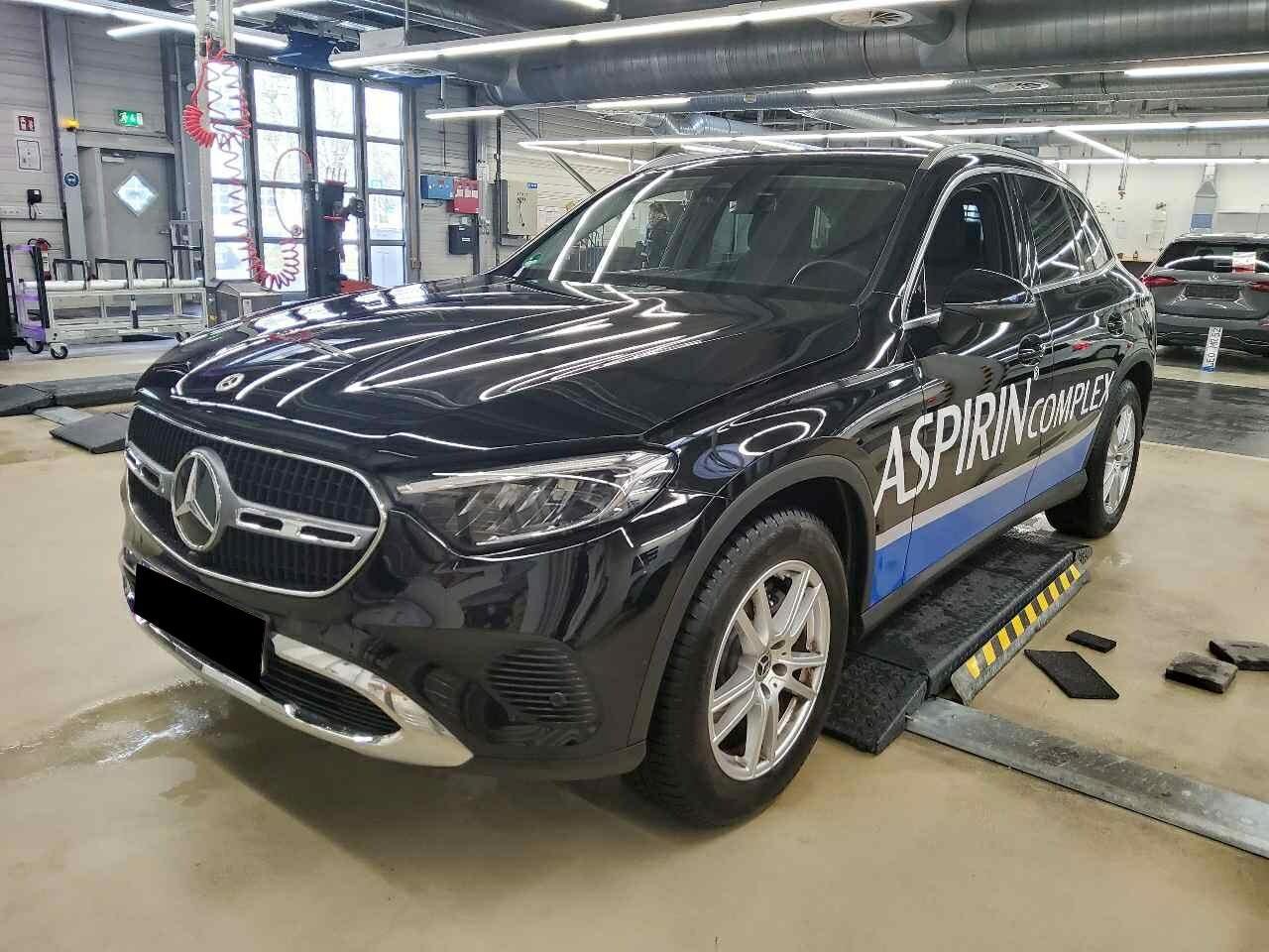2022 Mercedes-Benz GLC   AWD