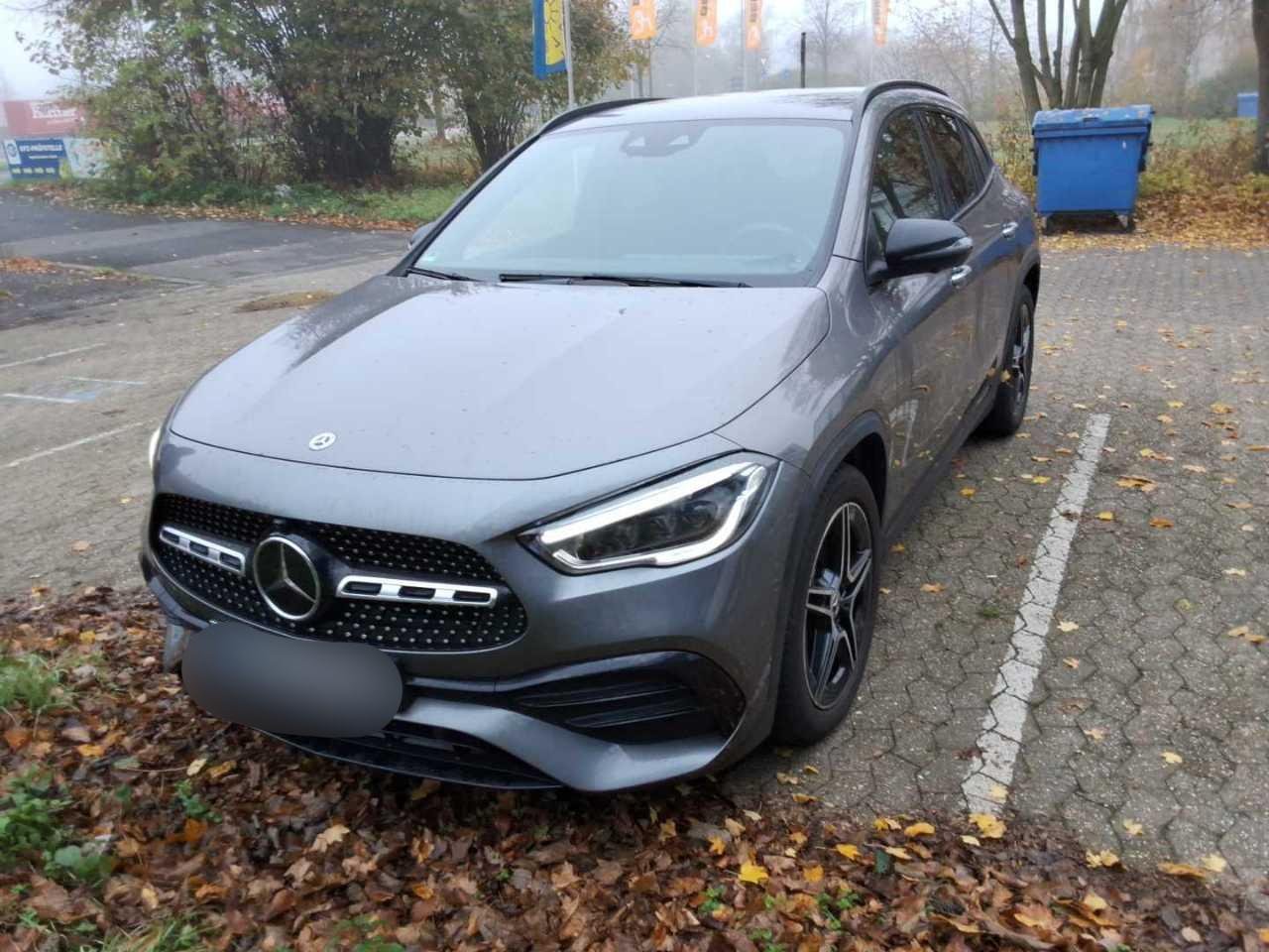Mercedes-Benz GLA 200 AMG Line - Petrol - Automatic - 163 hp - 25.024 km