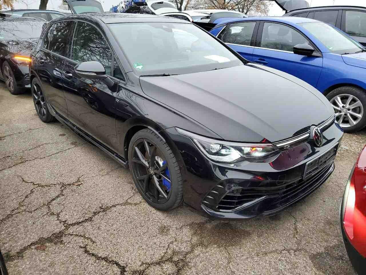 2020 Volkswagen Golf   AWD