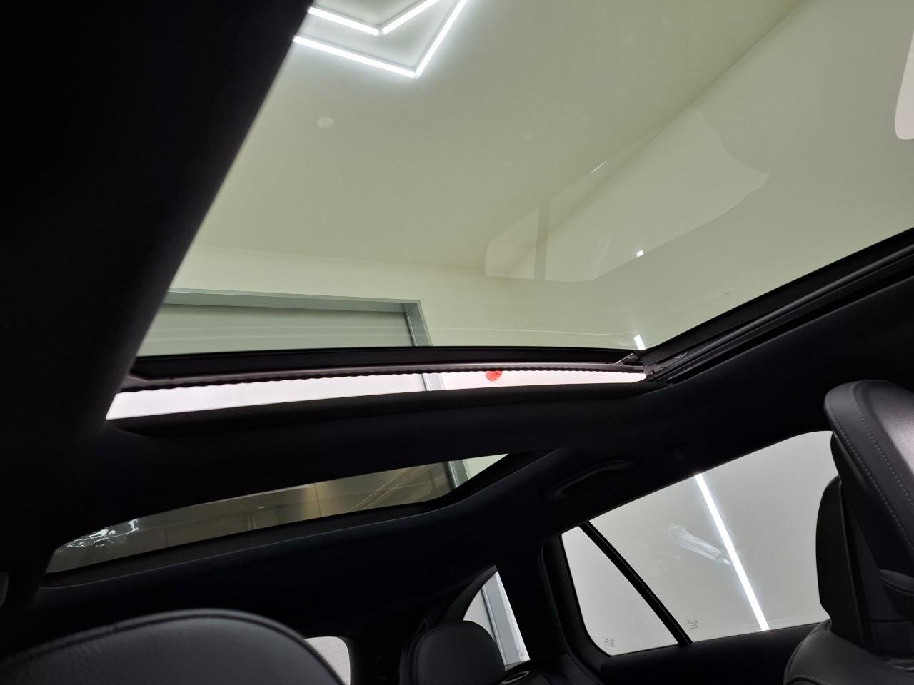 2022 Mercedes-Benz C   