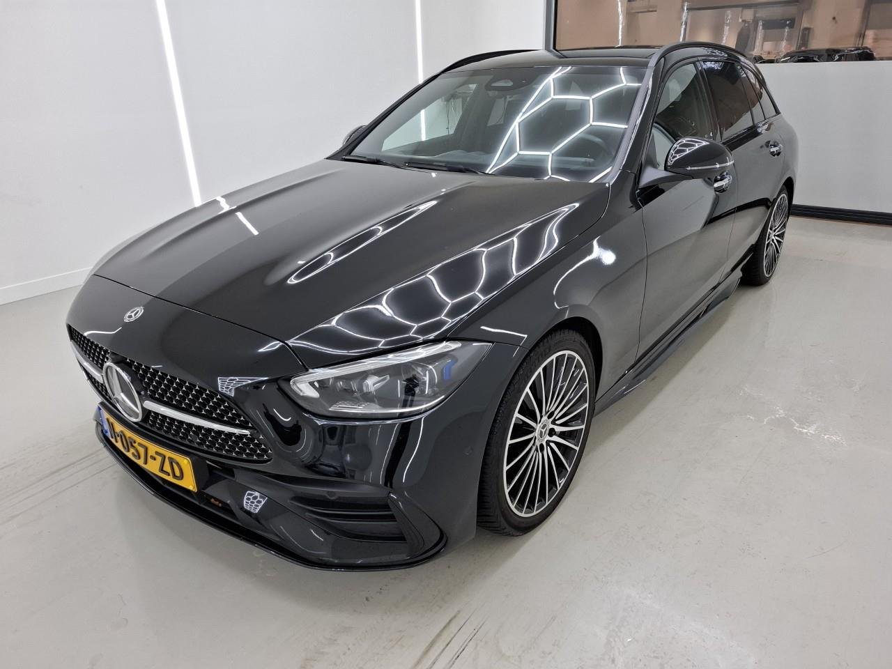 2022 Mercedes-Benz C   