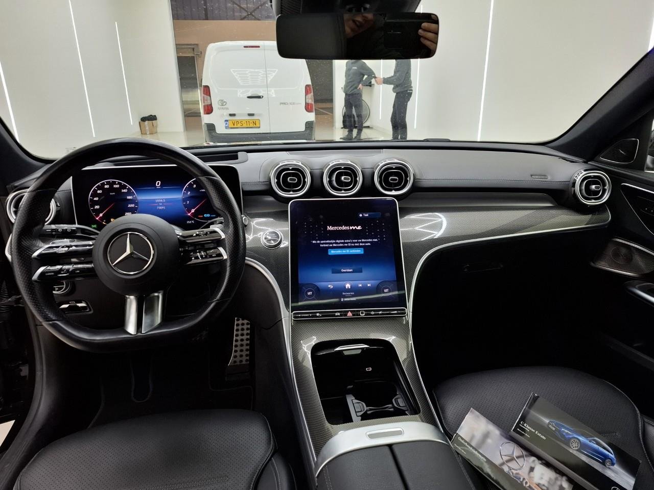 2022 Mercedes-Benz C   