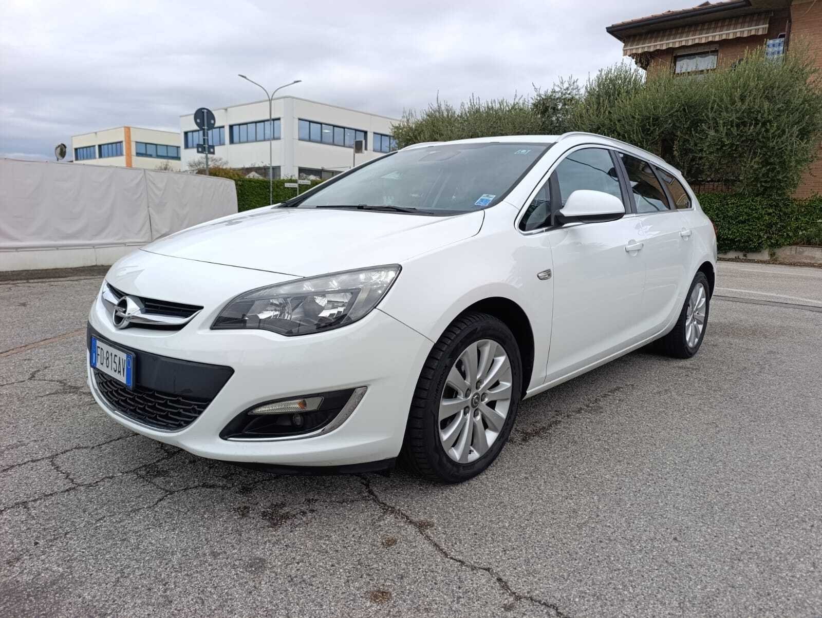 Opel Astra 1.6 CDTI Innovation - 110 hp - 200.957 km
