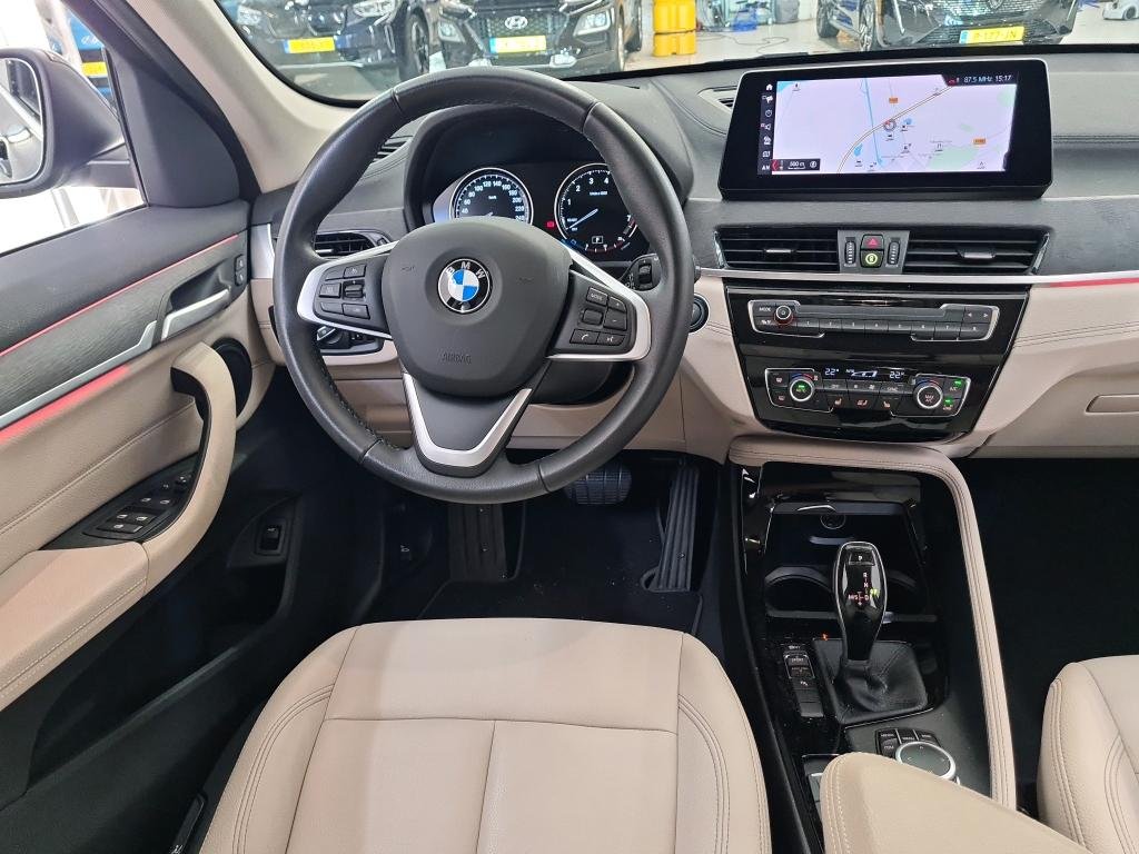 2020 BMW X1   