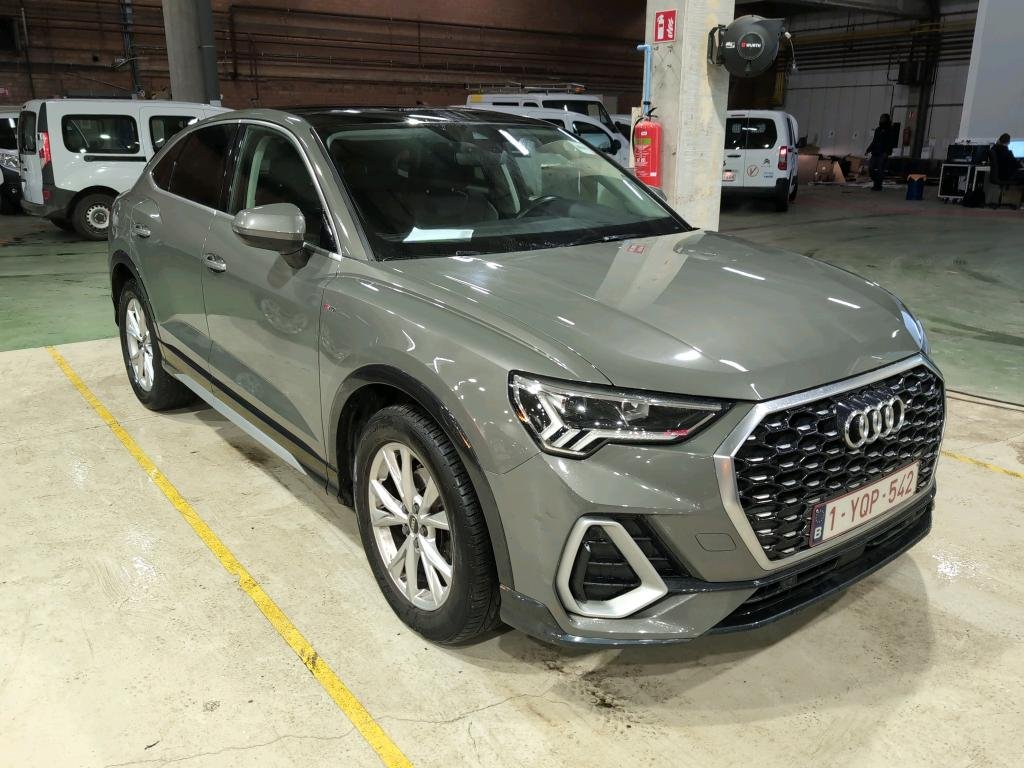 2020 Audi Q3   