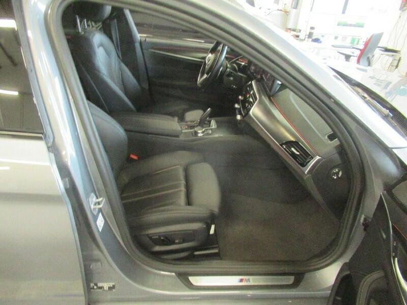 2023 BMW 5 Series   AWD