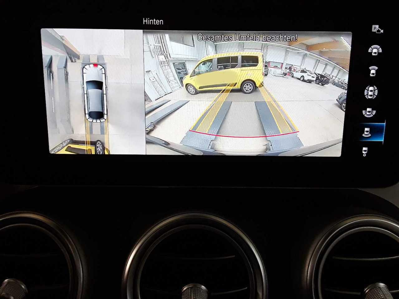 2022 Mercedes-Benz GLC   