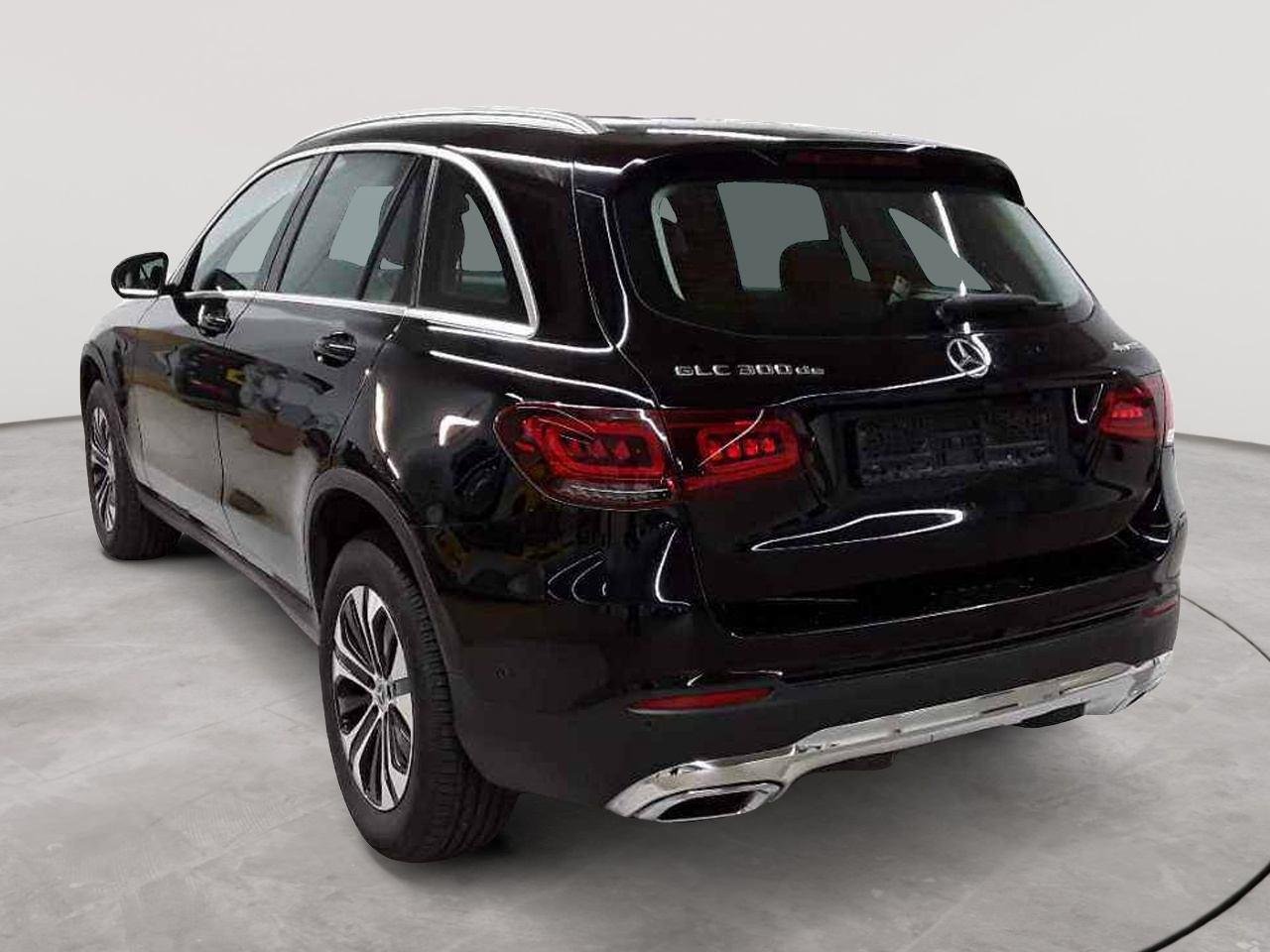 2021 Mercedes-Benz GLC   