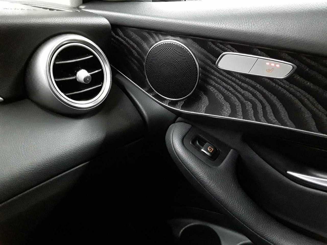 2021 Mercedes-Benz GLC   