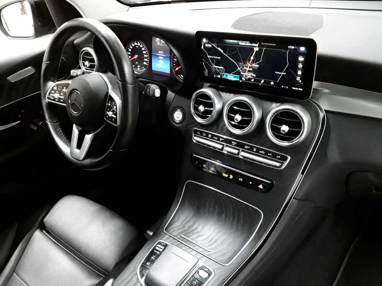 2021 Mercedes-Benz GLC   