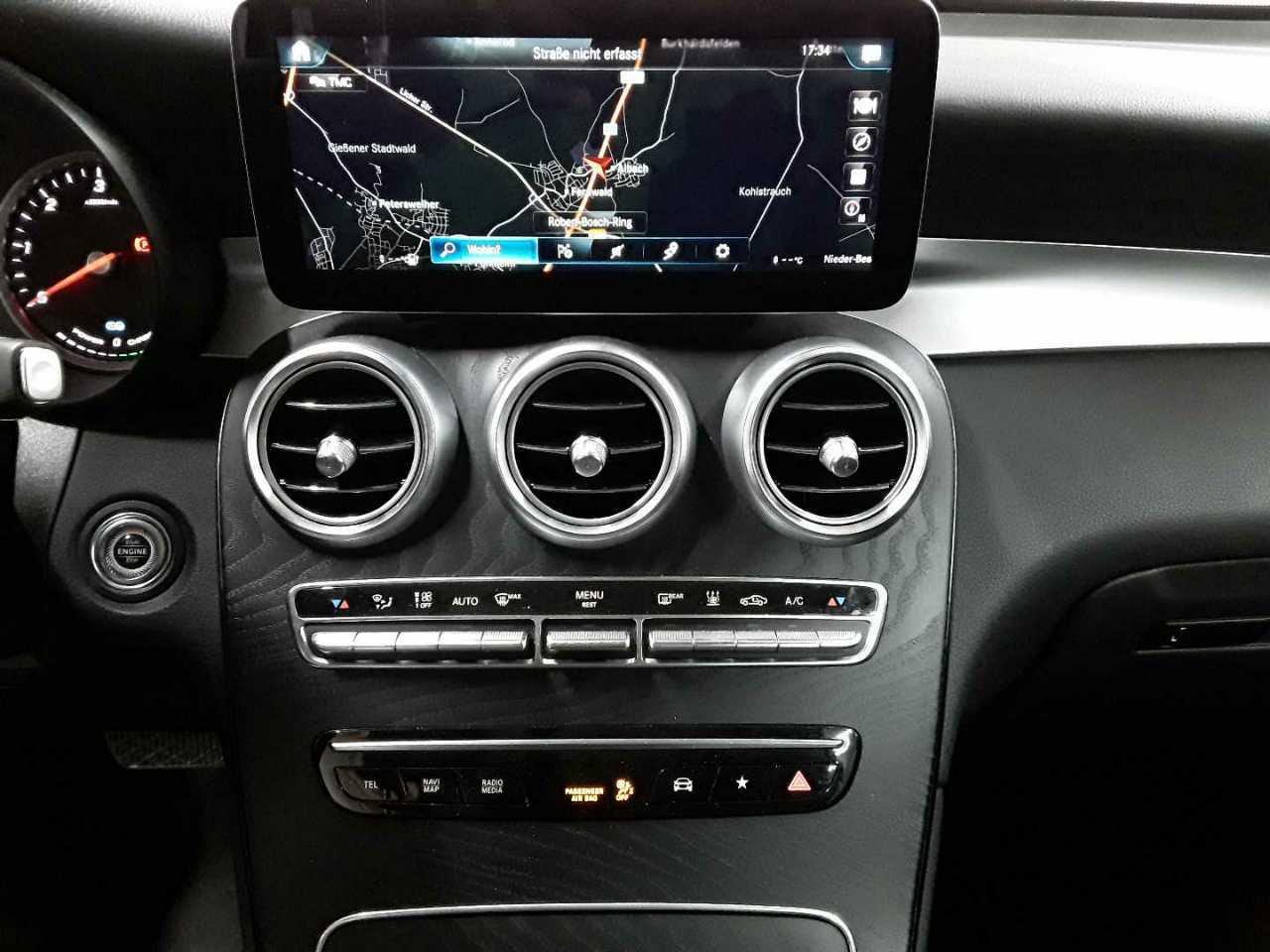 2021 Mercedes-Benz GLC   