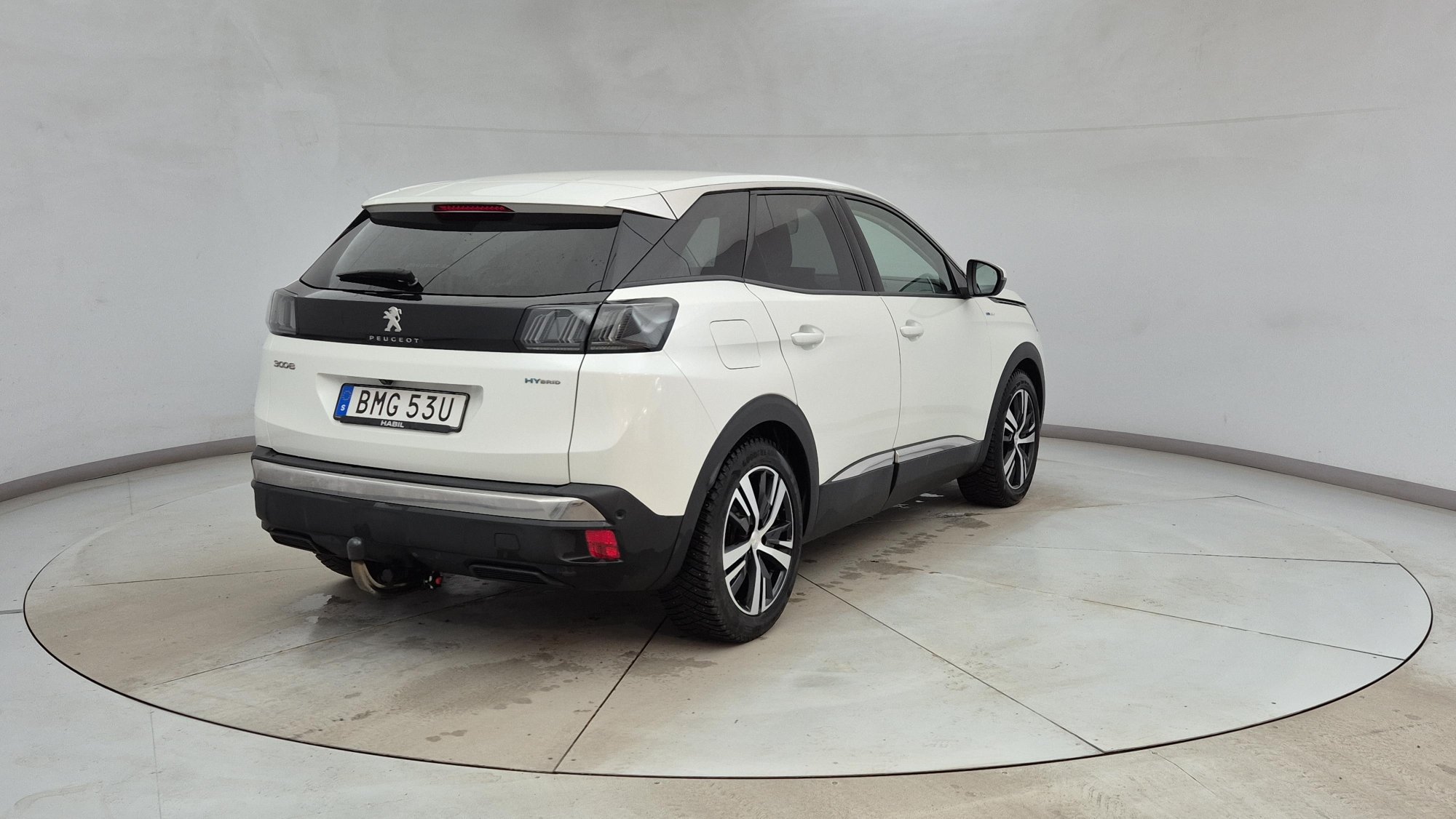 Peugeot 3008 Allure - Hybrid - Automatic - 224 hp - 84.926 km