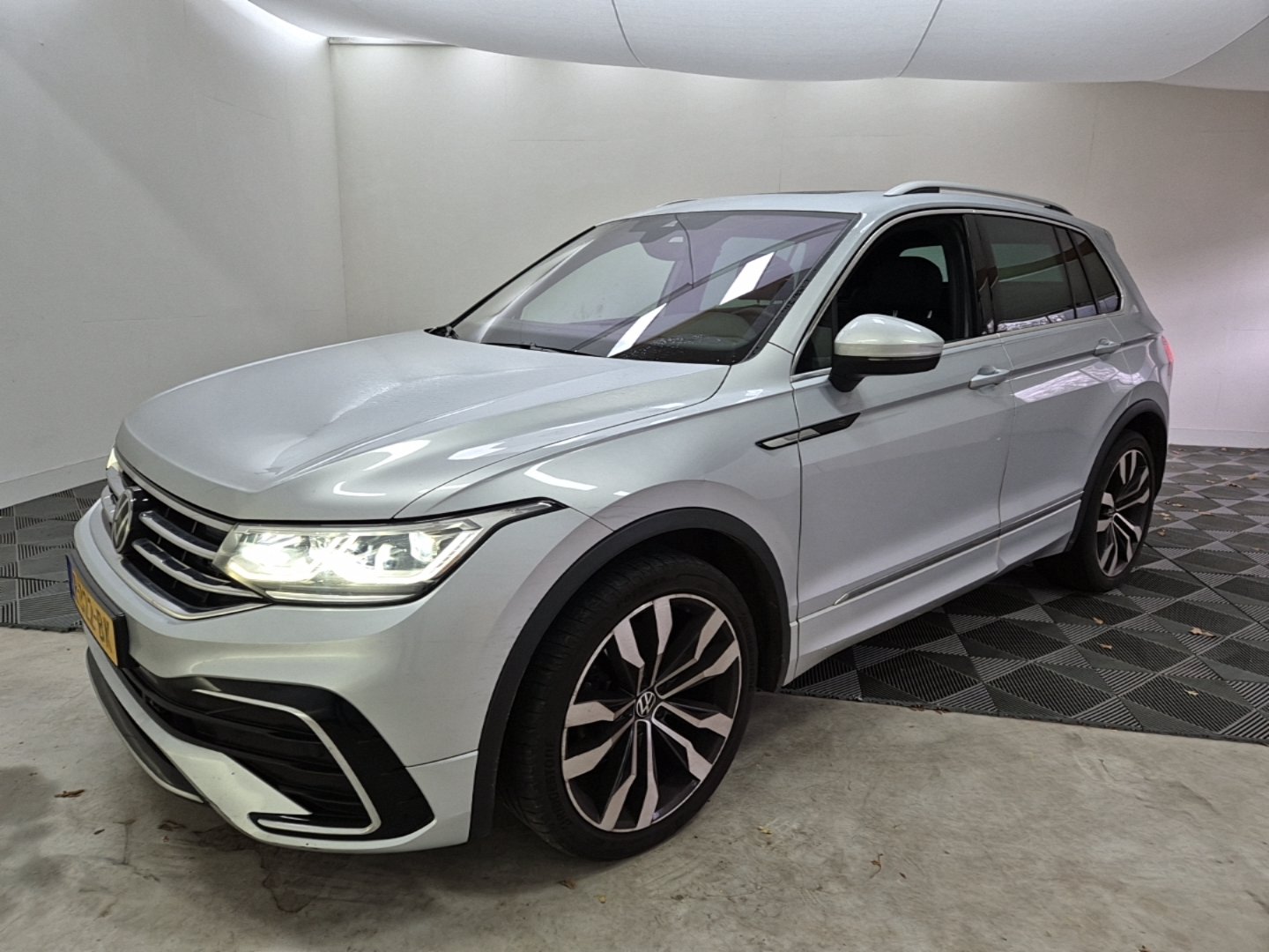 2022 Volkswagen Tiguan   