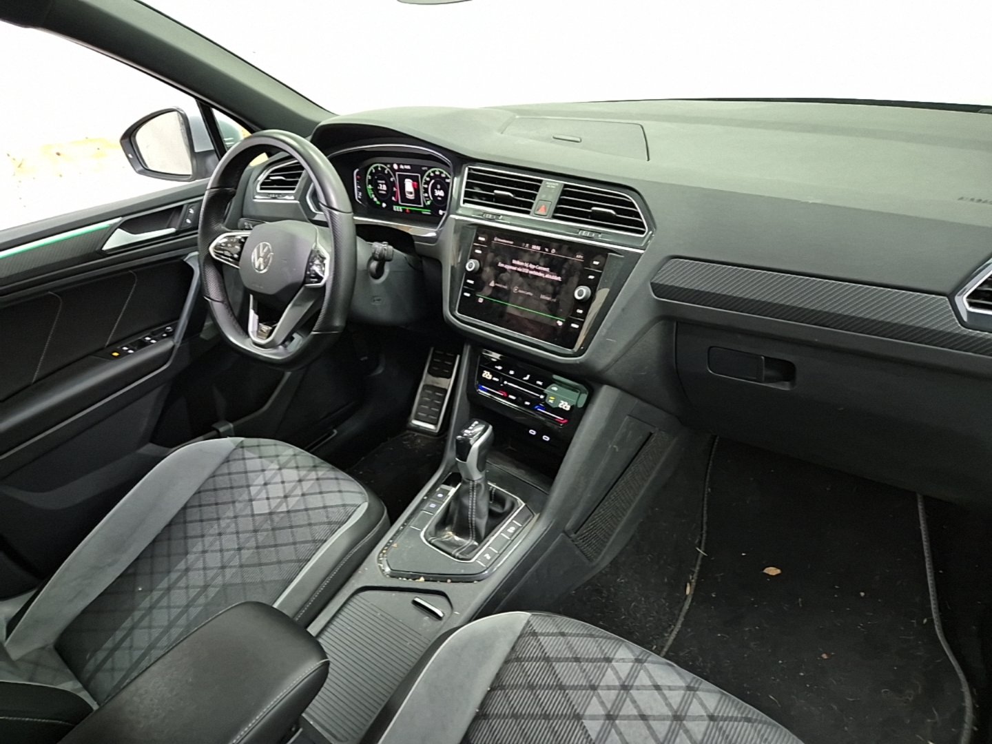 2022 Volkswagen Tiguan   