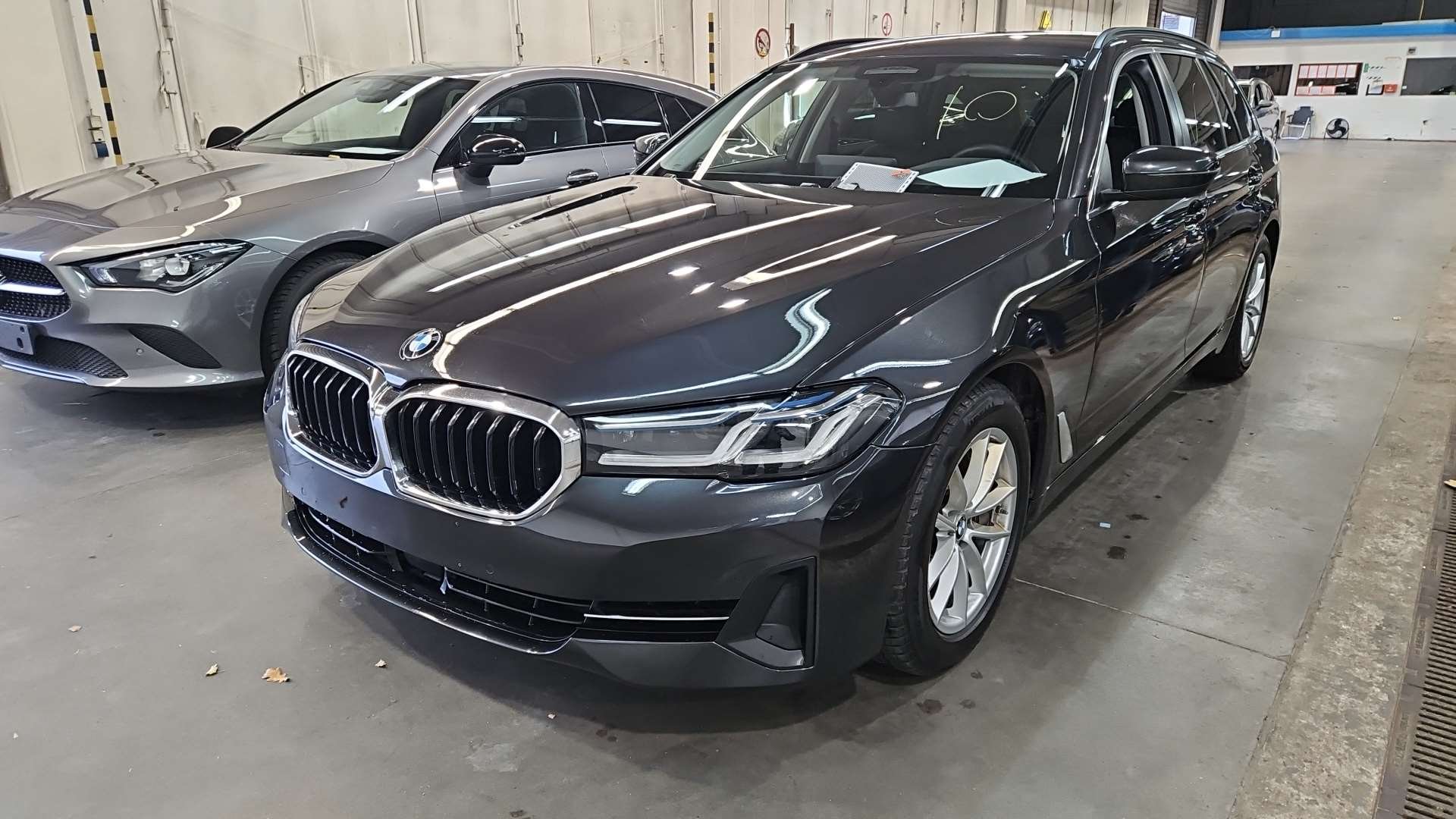 2020 BMW 5 Series   AWD