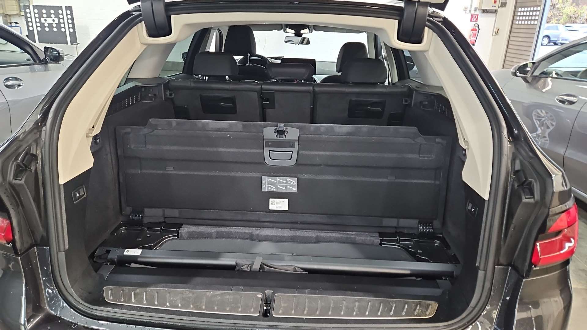 2020 BMW 5 Series   AWD