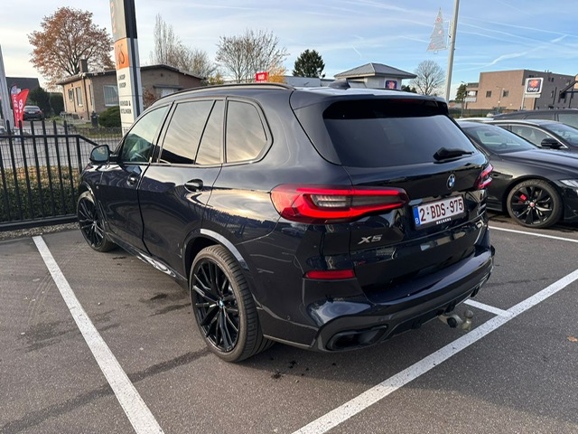 2021 BMW X5   