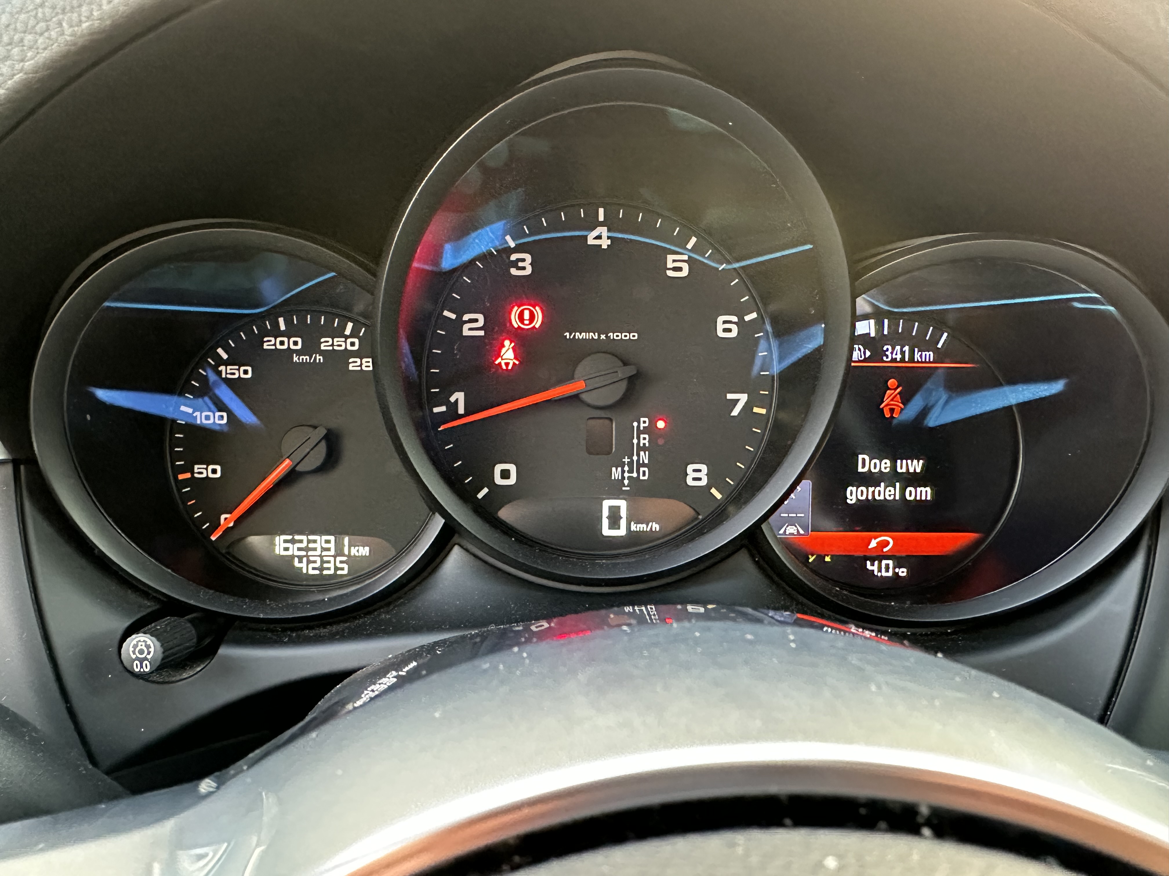 2017 Porsche Macan   AWD