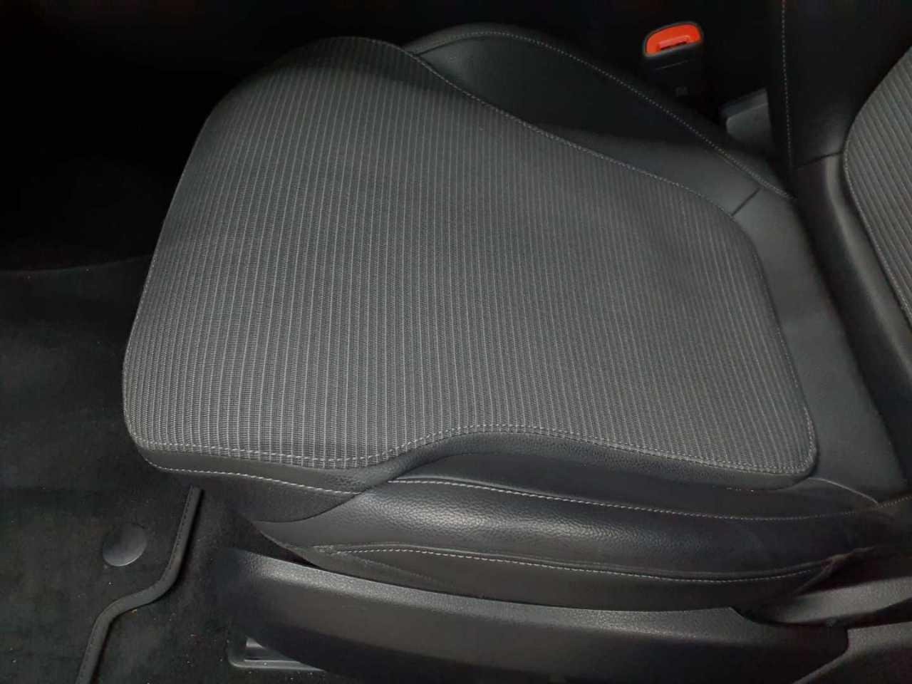 2022 Mercedes-Benz C   