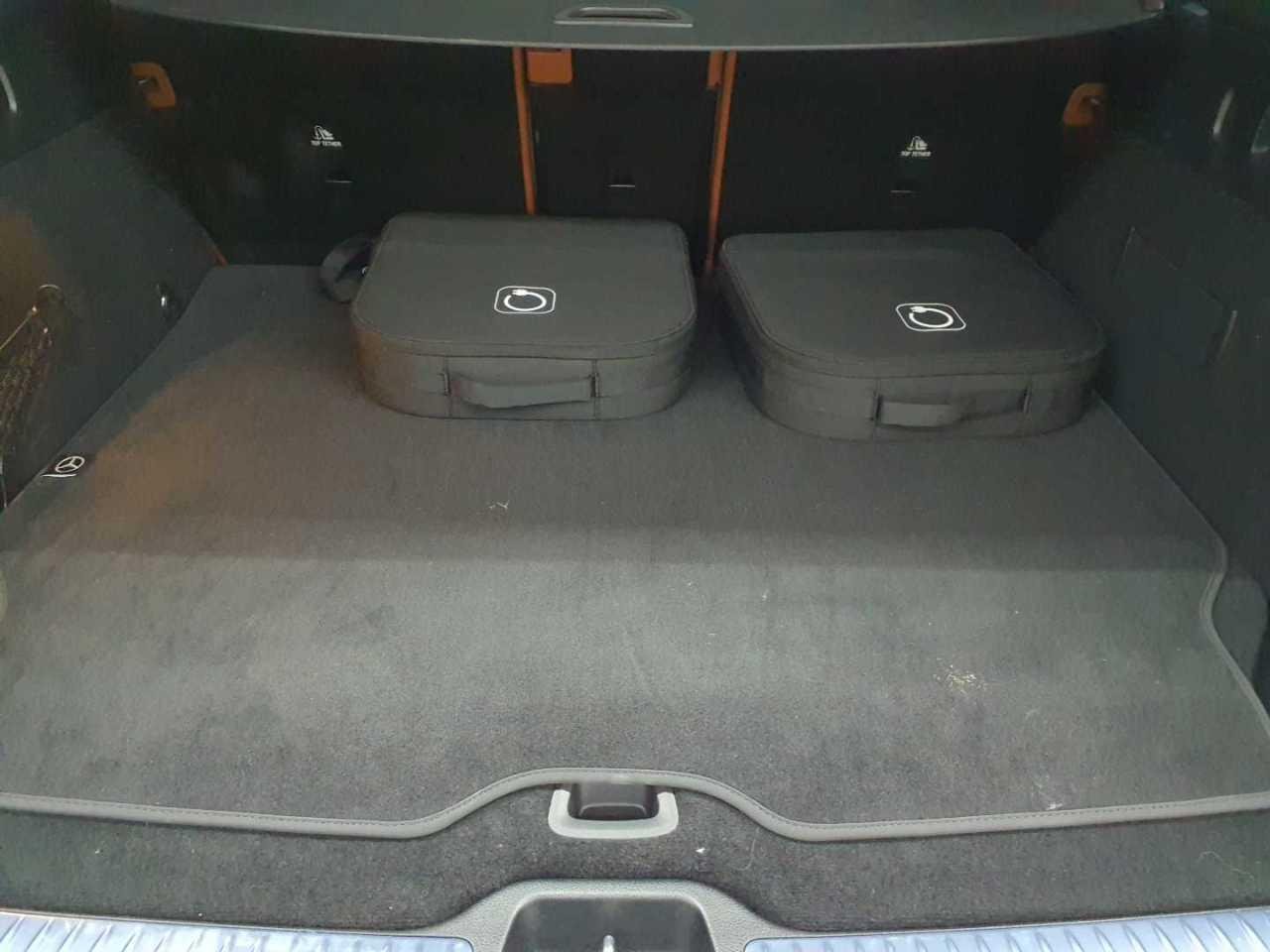 2025 Mercedes-Benz GLC   