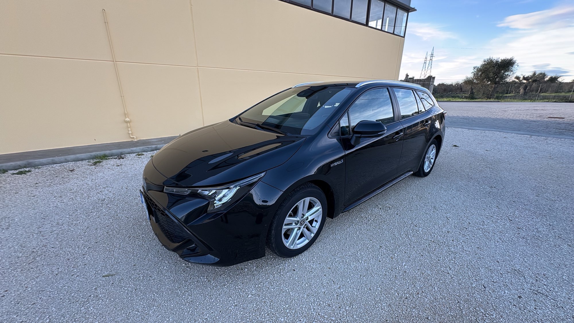 Toyota Corolla Touring Sports 1.8 Business - Petrol - Automatic - 90 hp - 43.519 km