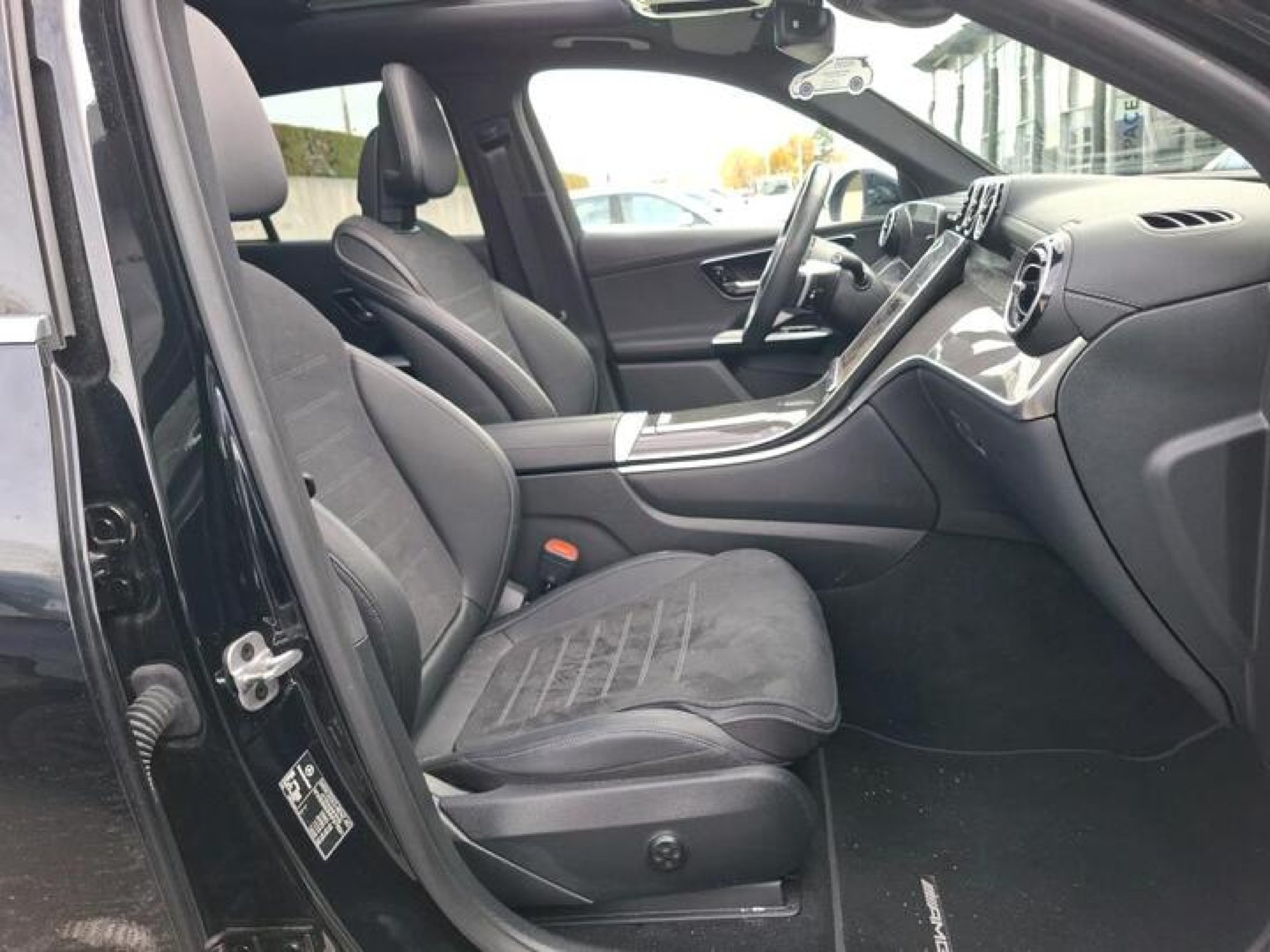 2022 Mercedes-Benz GLC   AWD