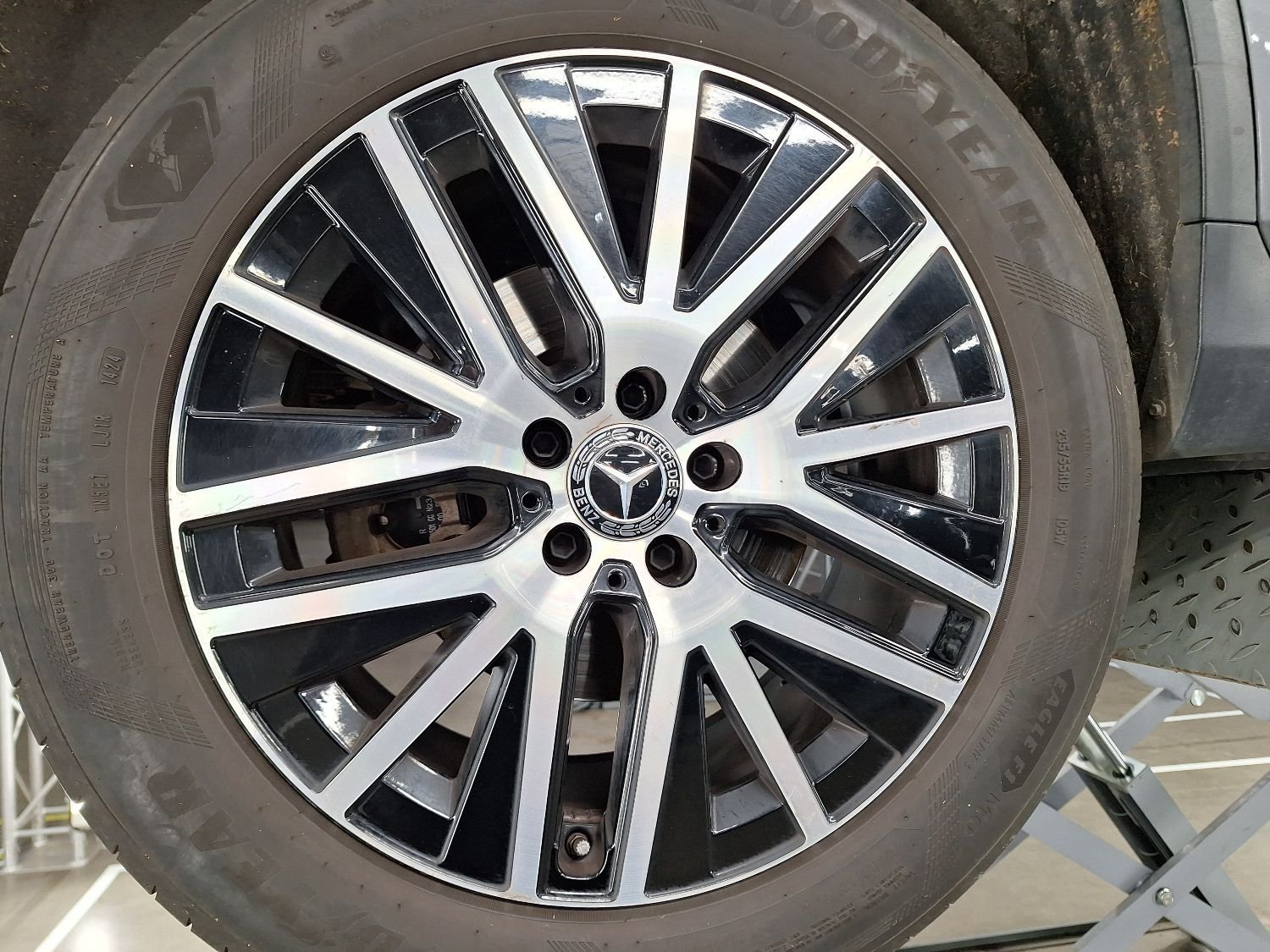 2019 Mercedes-Benz GLC   