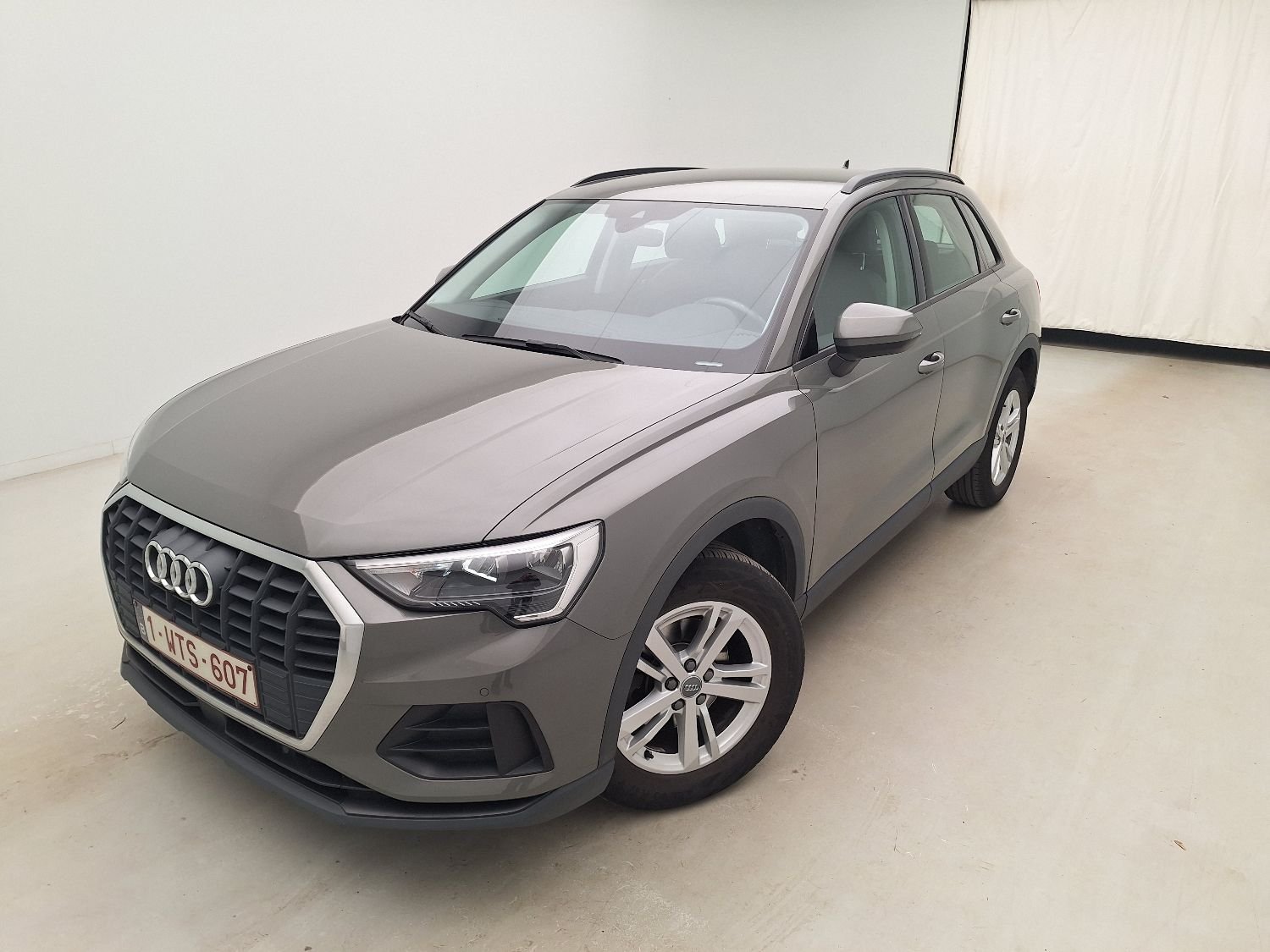 Audi Q3 35 TDI Business - 150 hp - 104.973 km