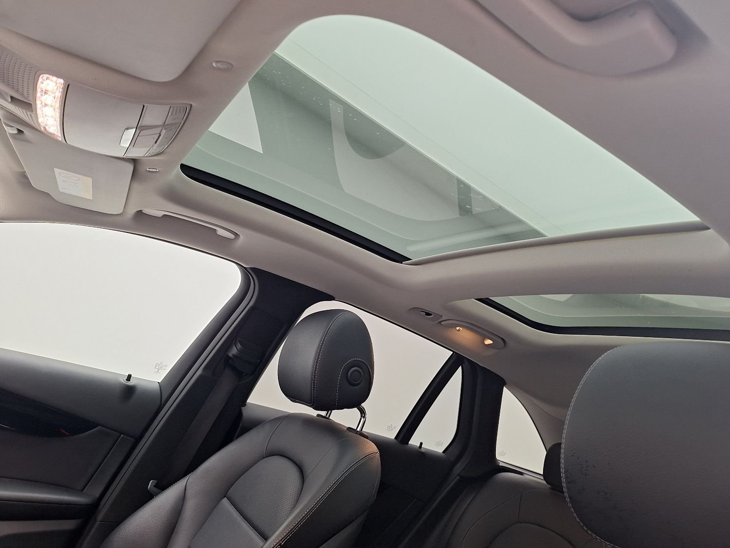 2019 Mercedes-Benz GLC   