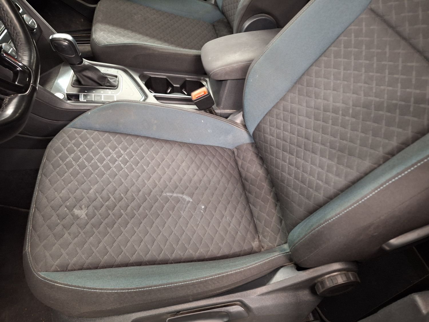 2017 Volkswagen Tiguan   