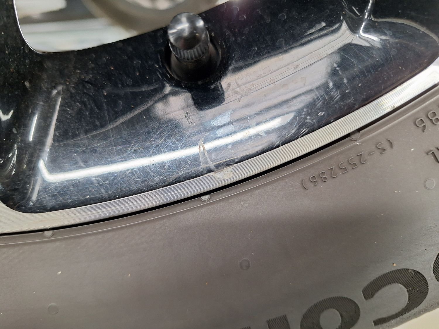 2017 Volkswagen Tiguan   