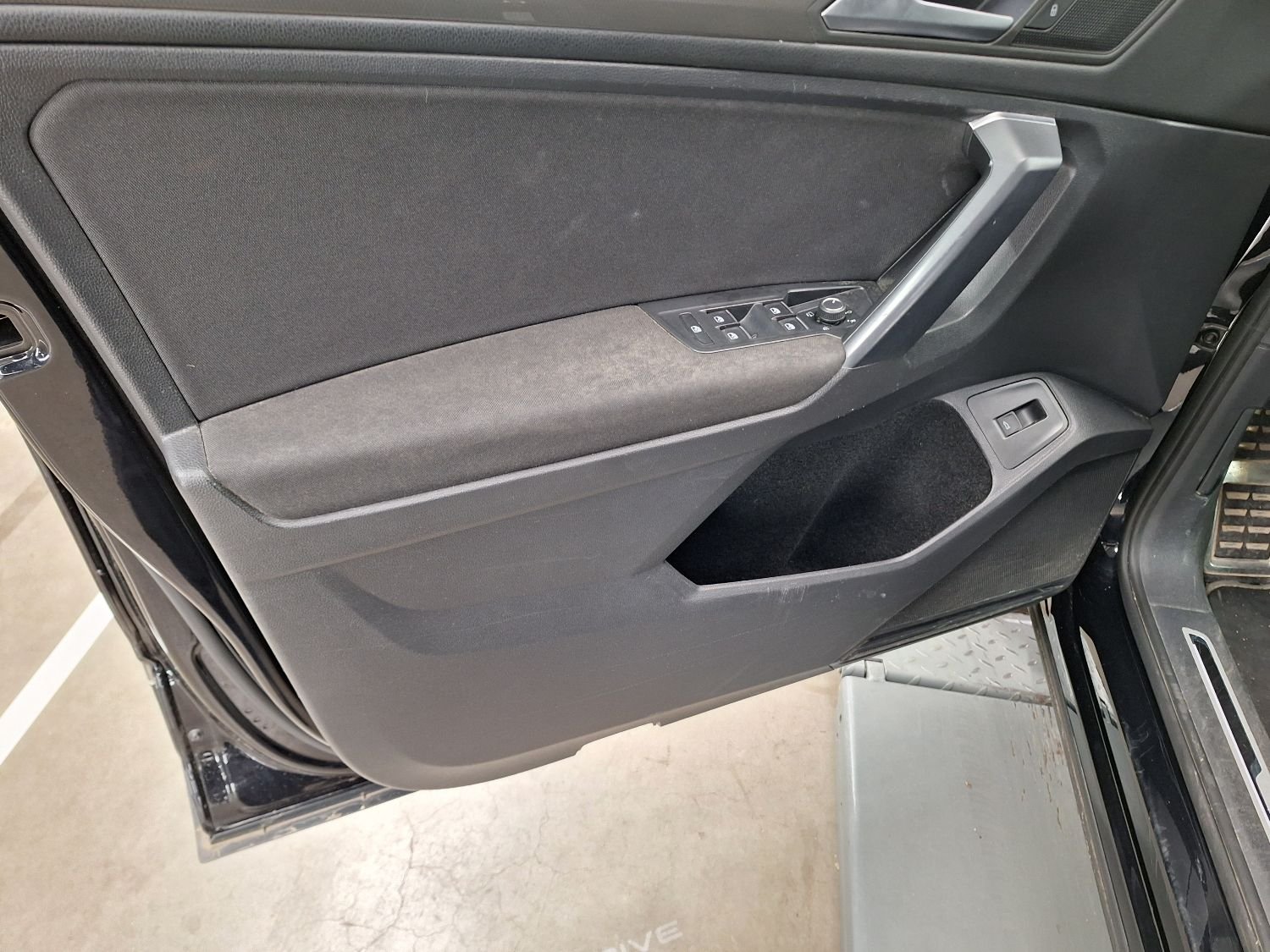 2017 Volkswagen Tiguan   