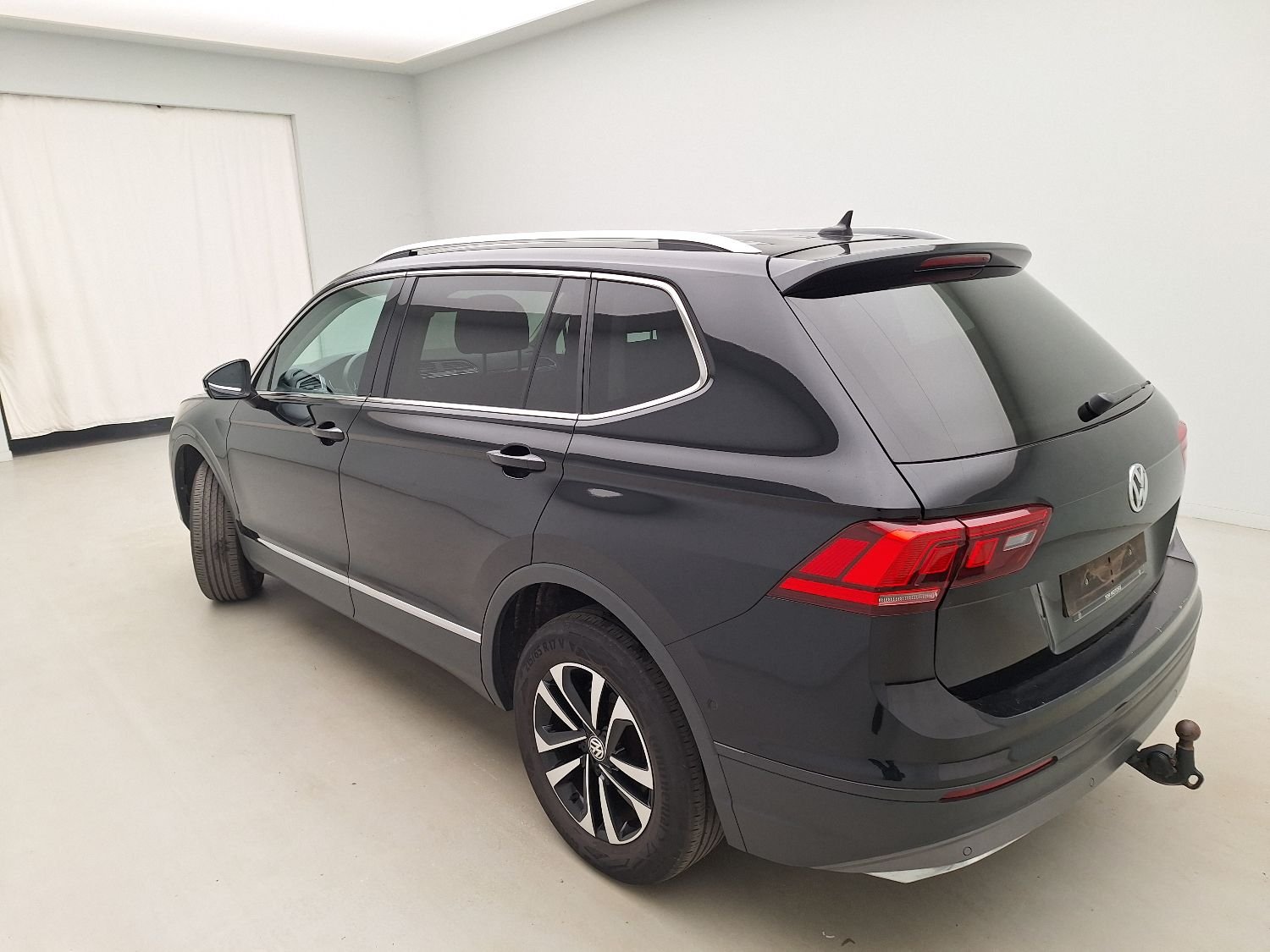 2017 Volkswagen Tiguan   