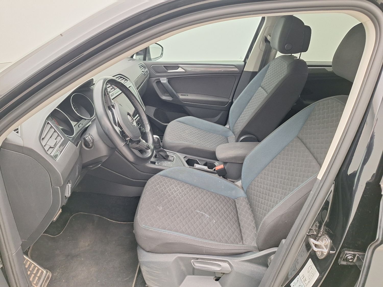 2017 Volkswagen Tiguan   