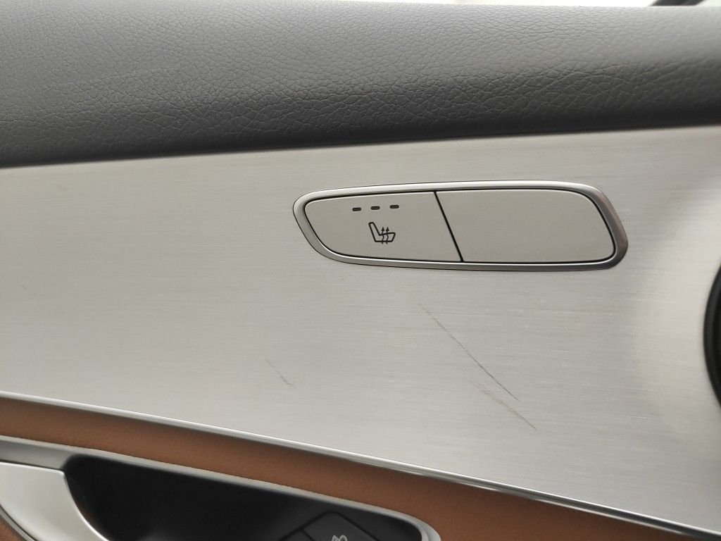 2019 Mercedes-Benz GLC   