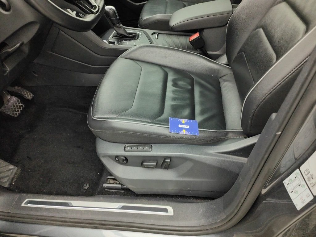 2017 Volkswagen Tiguan   