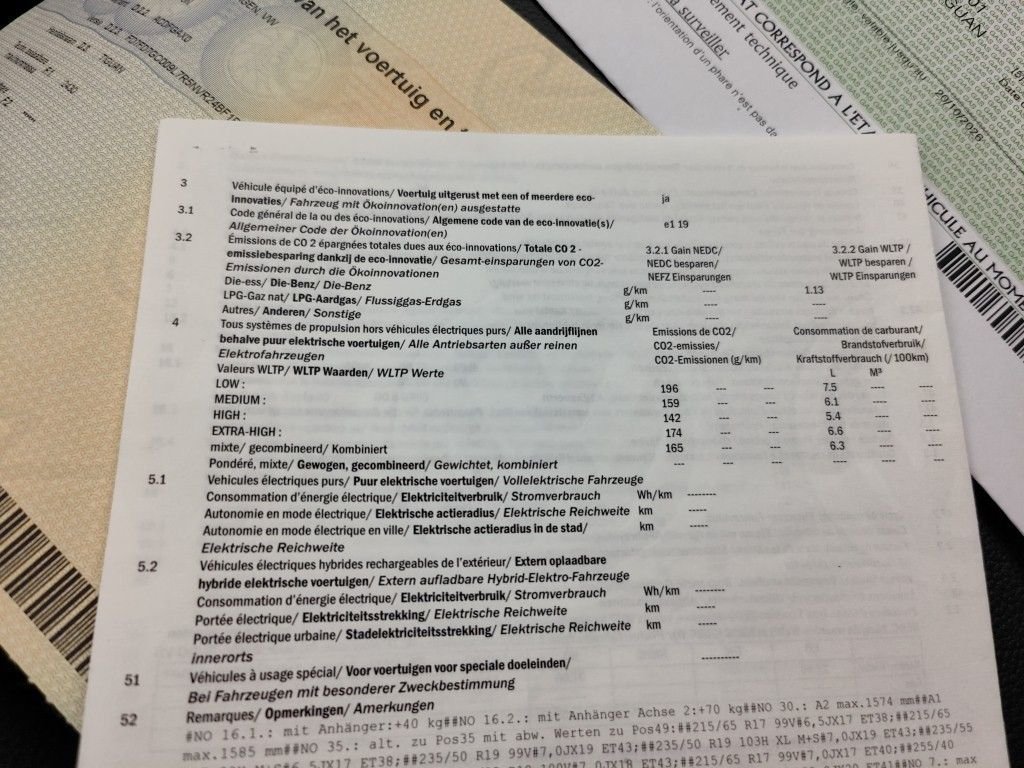 2017 Volkswagen Tiguan   