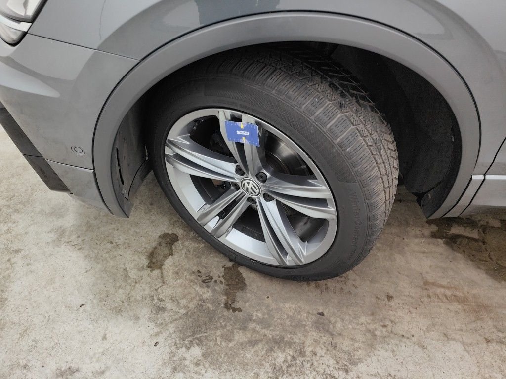 2017 Volkswagen Tiguan   