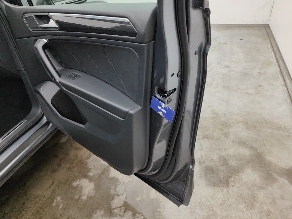 2017 Volkswagen Tiguan   