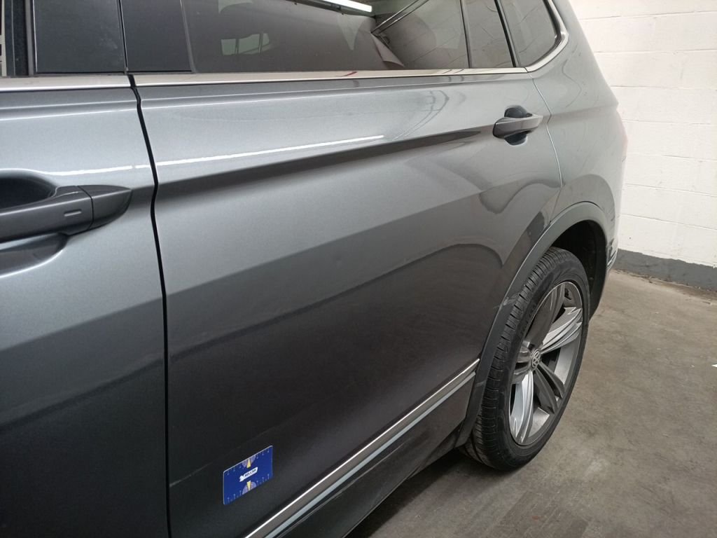 2017 Volkswagen Tiguan   