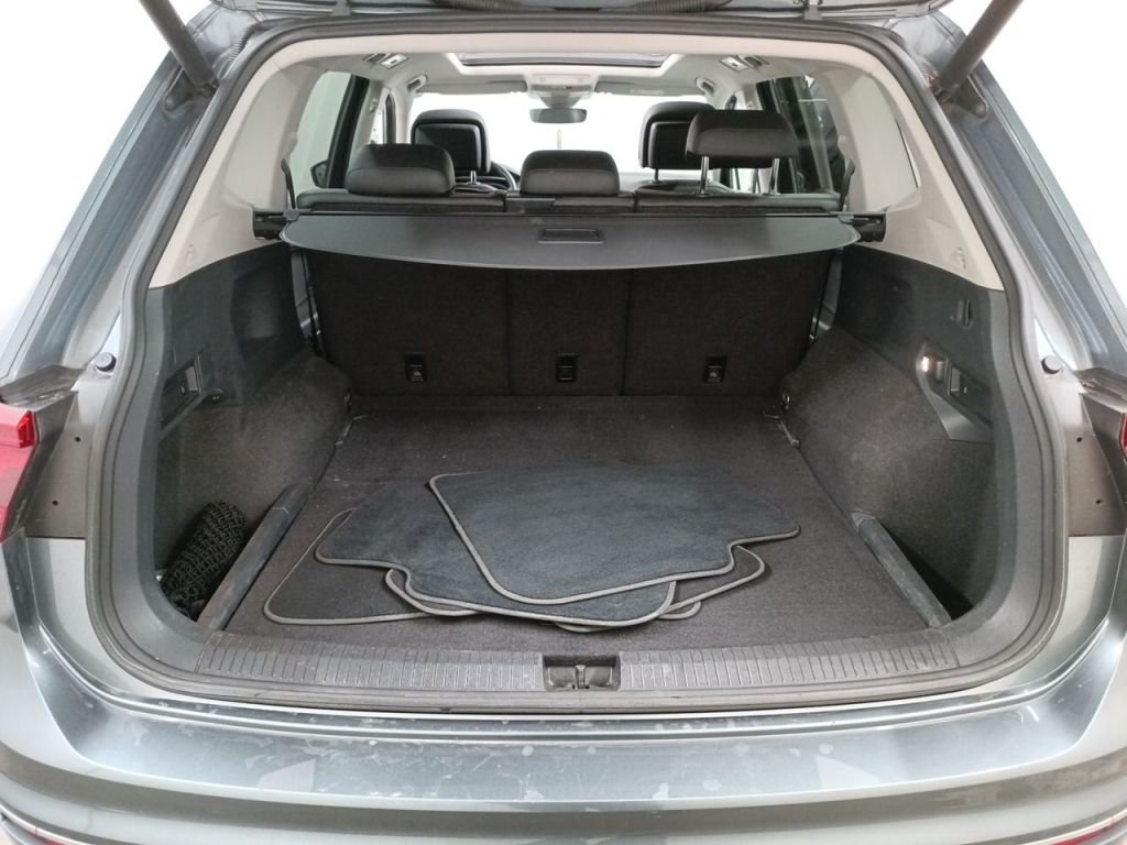 2017 Volkswagen Tiguan   