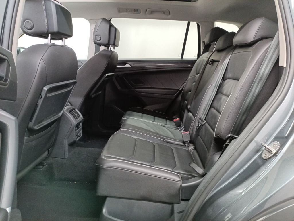 2017 Volkswagen Tiguan   