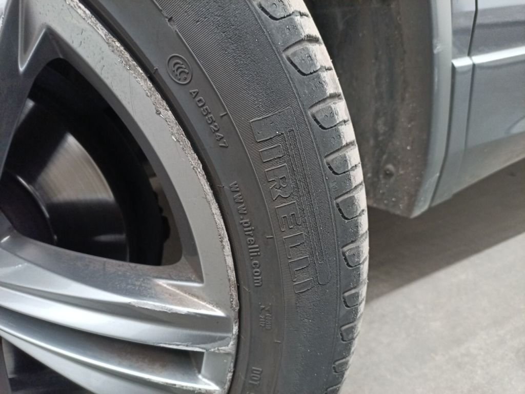 2017 Volkswagen Tiguan   