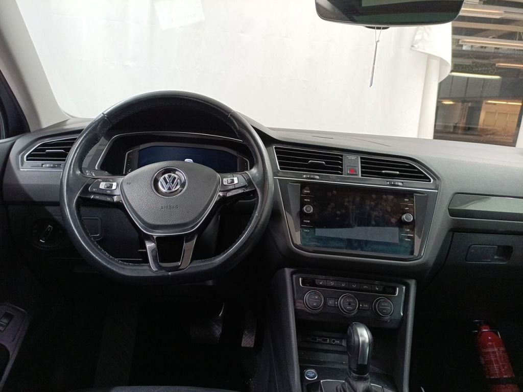 2017 Volkswagen Tiguan   