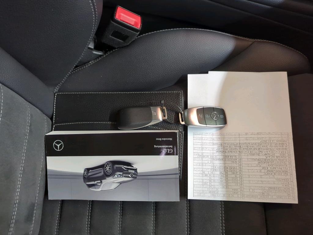 2021 Mercedes-Benz GLC   