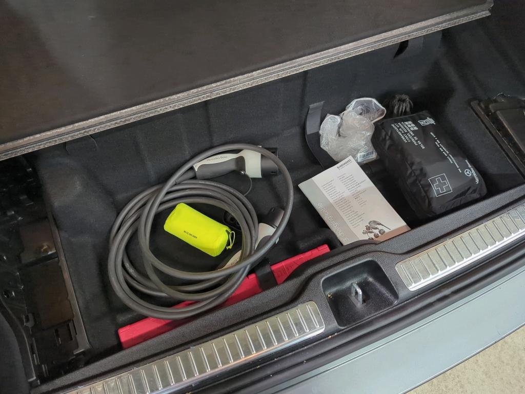 2021 Mercedes-Benz GLC   